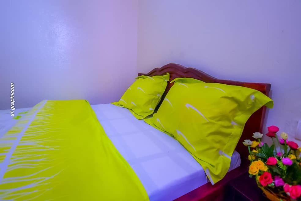 Appartements Neuf De Haut Standing Dm & Ng A Bafoussam Eksteriør billede